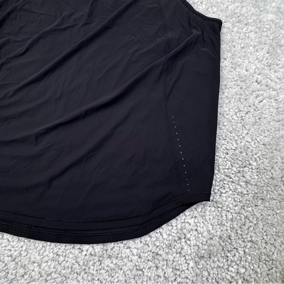 Lululemon Sculpt Tank Mesh Shoulders and Mesh Upper Back with Keyhole - Picture 3 of 6